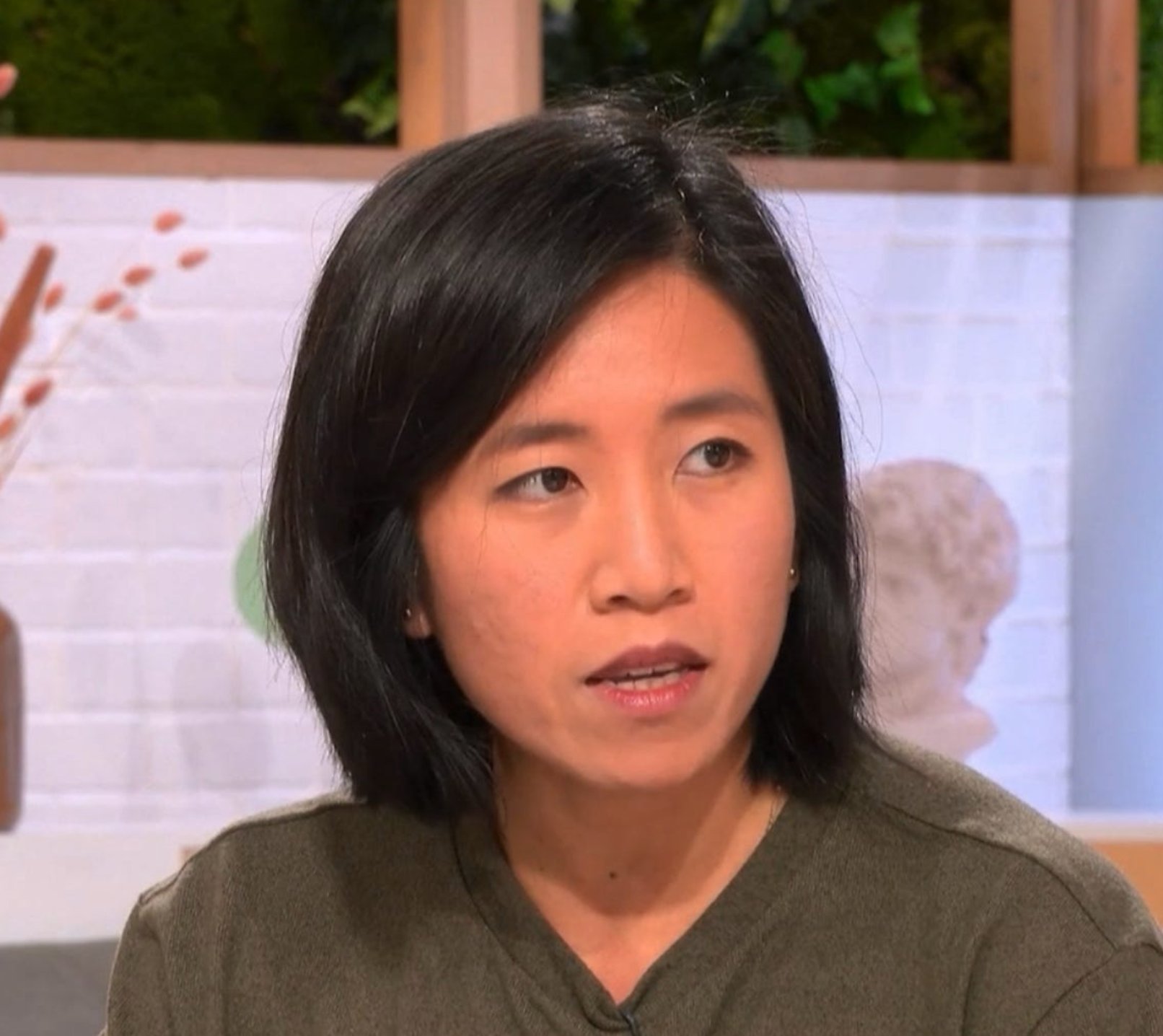Dr. Eliane Tang